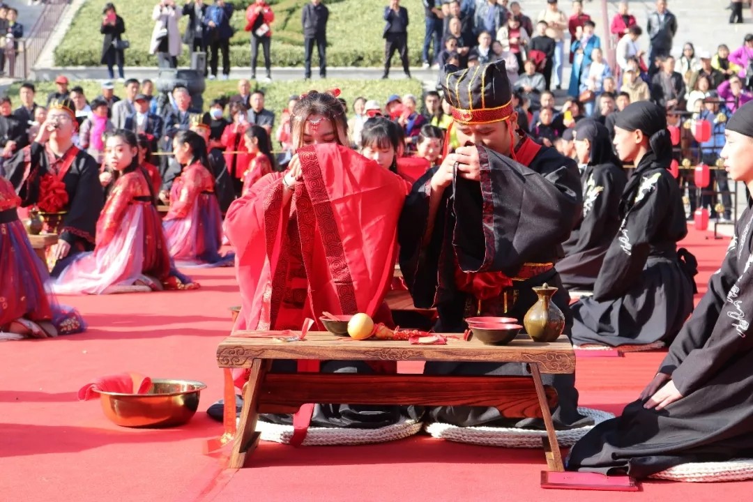 愛在古城，情定西楚，千年楚禮傳頌古今愛情(圖1)